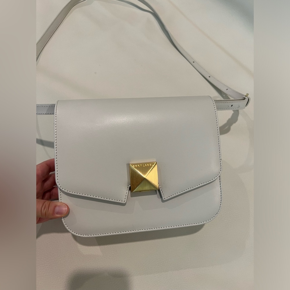 EMPT label W Concept Beige box shoulder bag